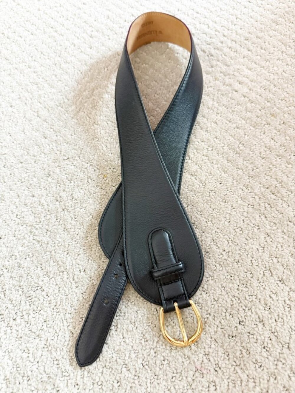 W. Kleinberg Tapered Waist Leather Calf Belt with Gold Buckle 3" Black M - Picture 2 of 6